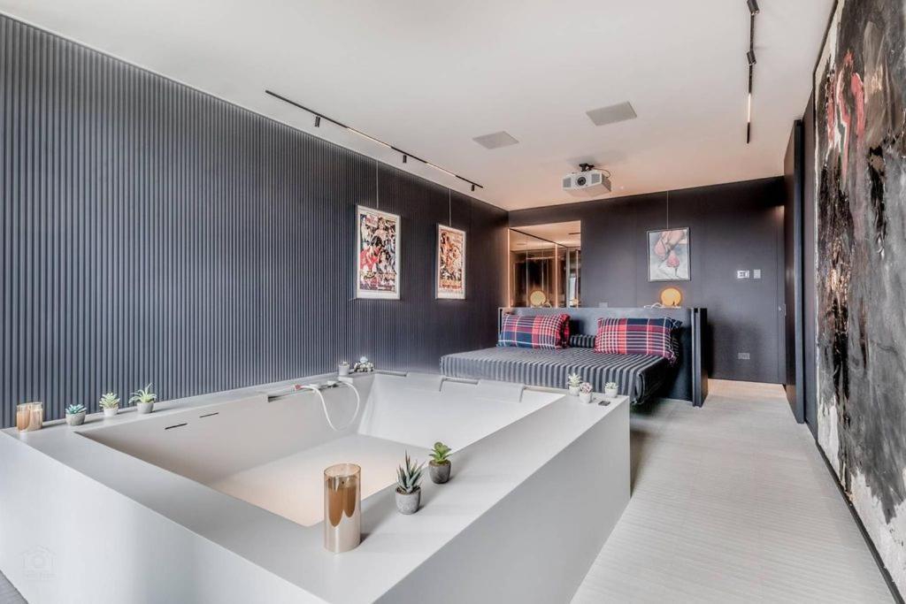 Rhome48-new In The Historic Center Apartment